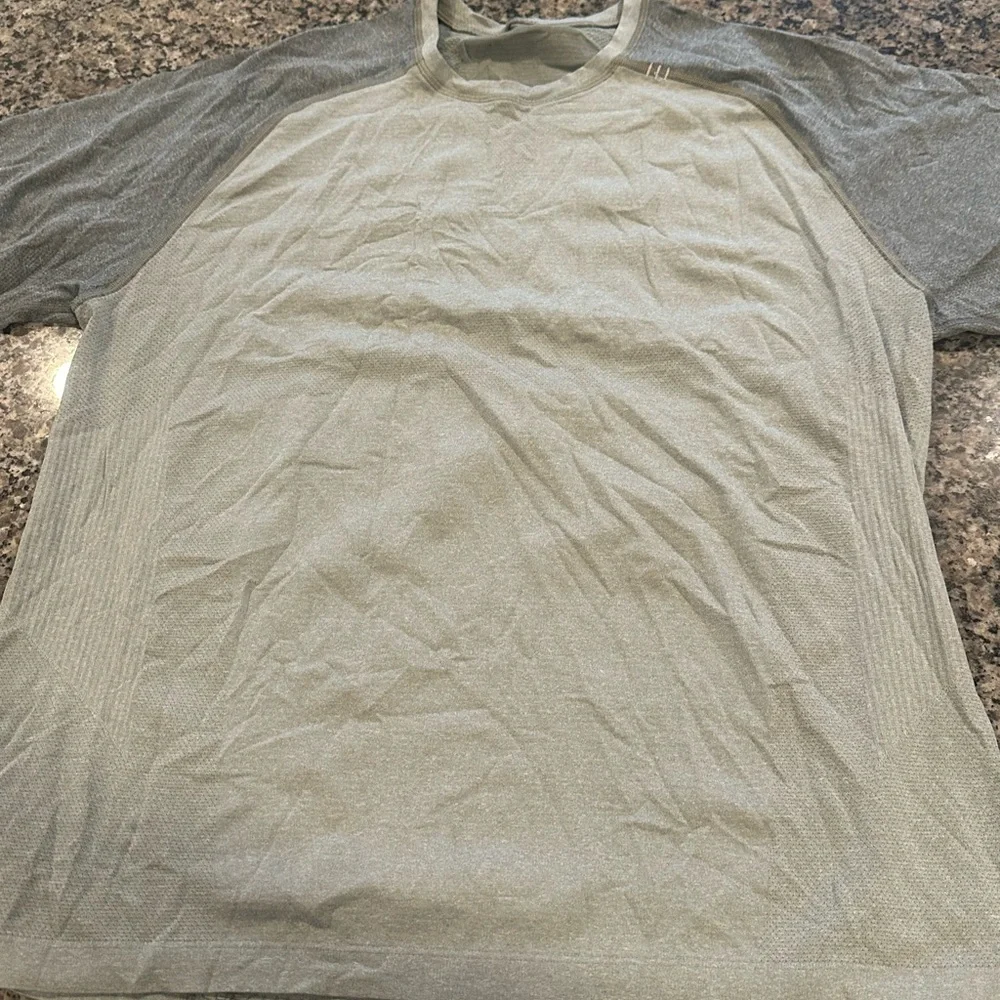 Bundle of Lululemon Swiftly Tech Shirts